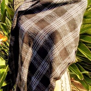 Black and white plaid scarf